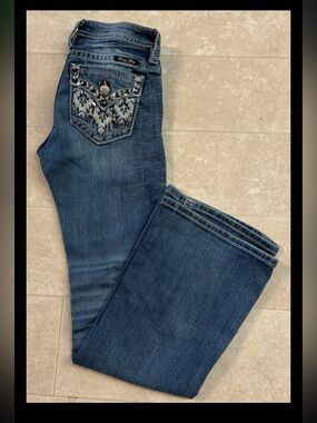 Miss Me Girls Size 10 BootCut Jeans Medium Wash Embellishment Rhinestone Pockets